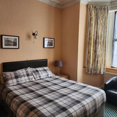 Queens Guest House 比斯顿 外观 照片