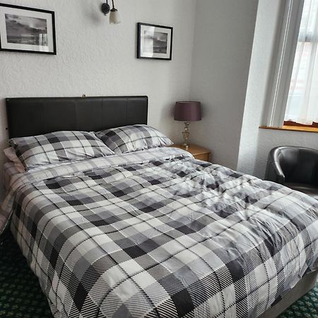 Queens Guest House 比斯顿 外观 照片