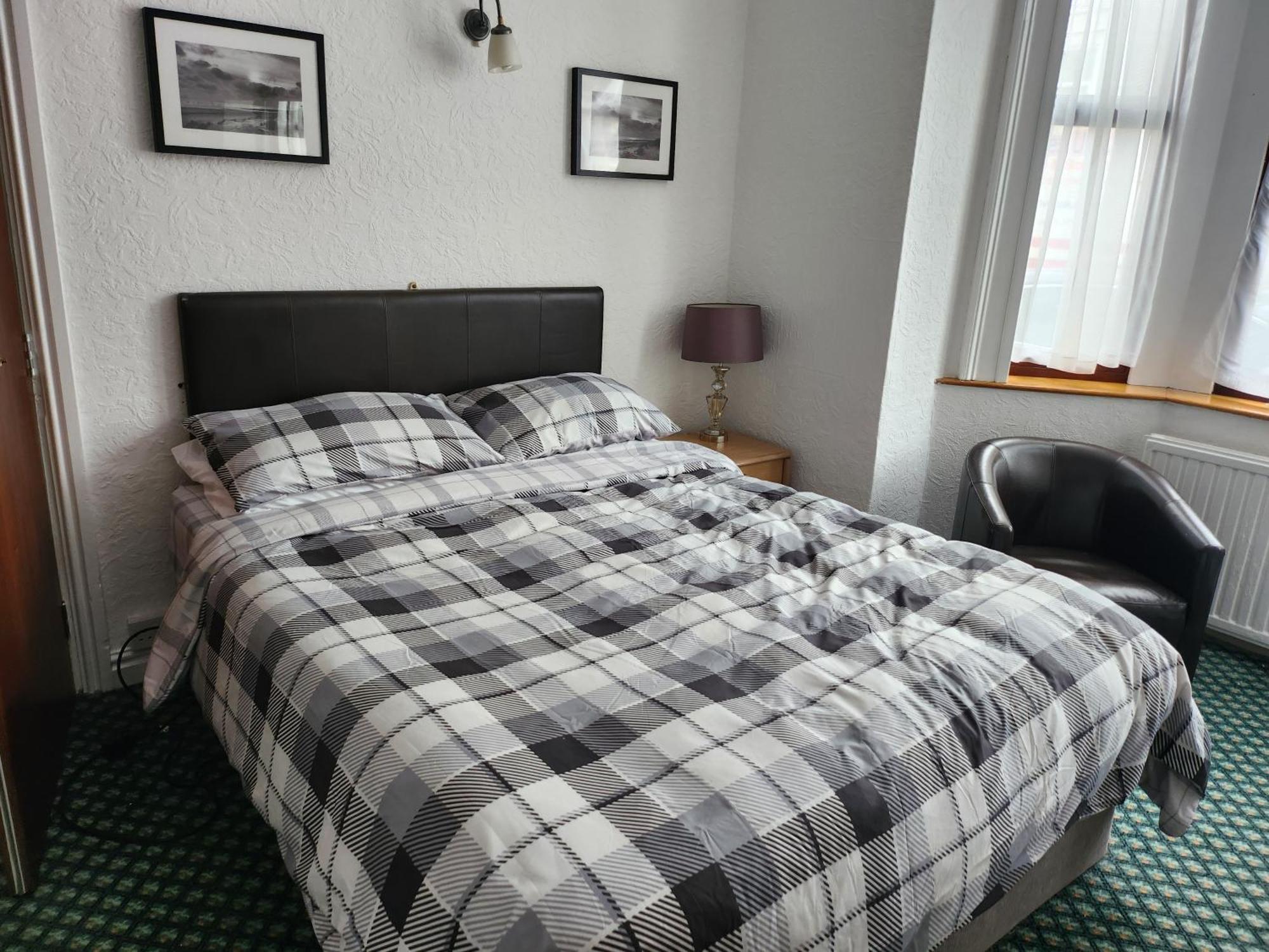 Queens Guest House 比斯顿 外观 照片