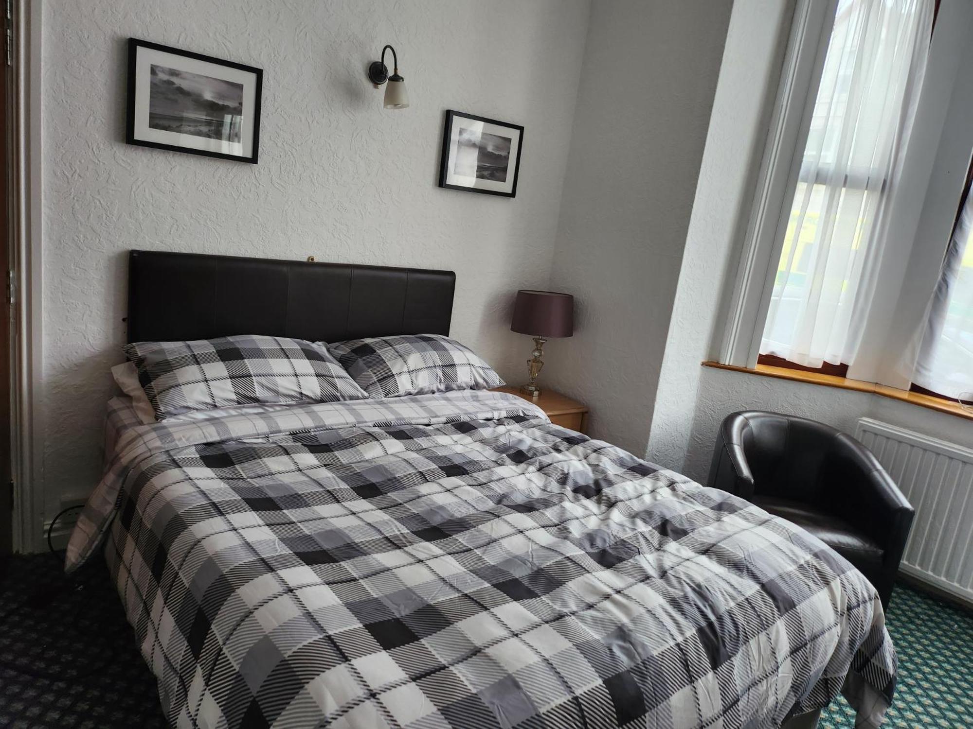 Queens Guest House 比斯顿 外观 照片